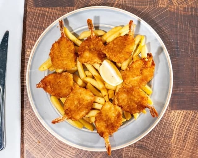 Fried Fish & Shrimp Platter.